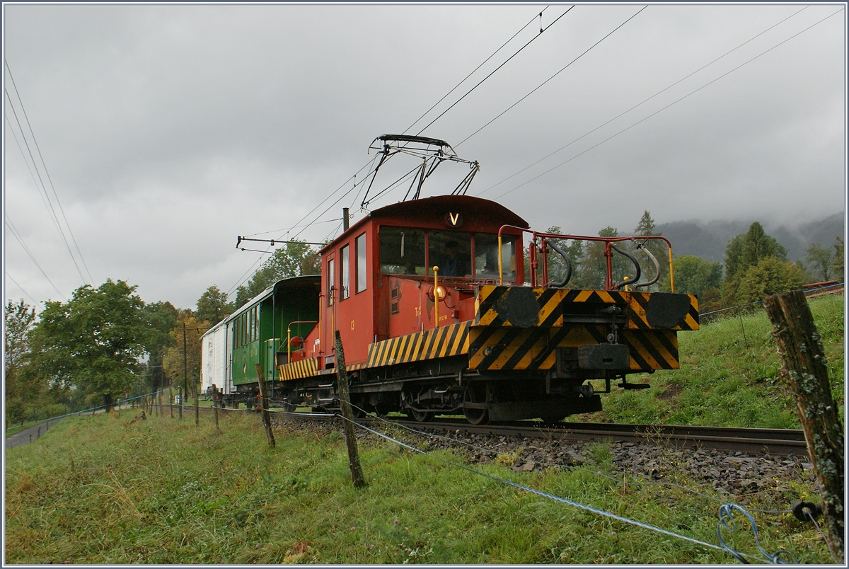 Il y a 50 ans... le Blonay-Chamby (50 Jahre Blonay - Chamby 1966 - 2016): Der GFM Te 4/4 N° 13 mit einem kurzen  Blonay-Chamby  -Bahn Zug bei Chaulin. 

17. Sept. 2016