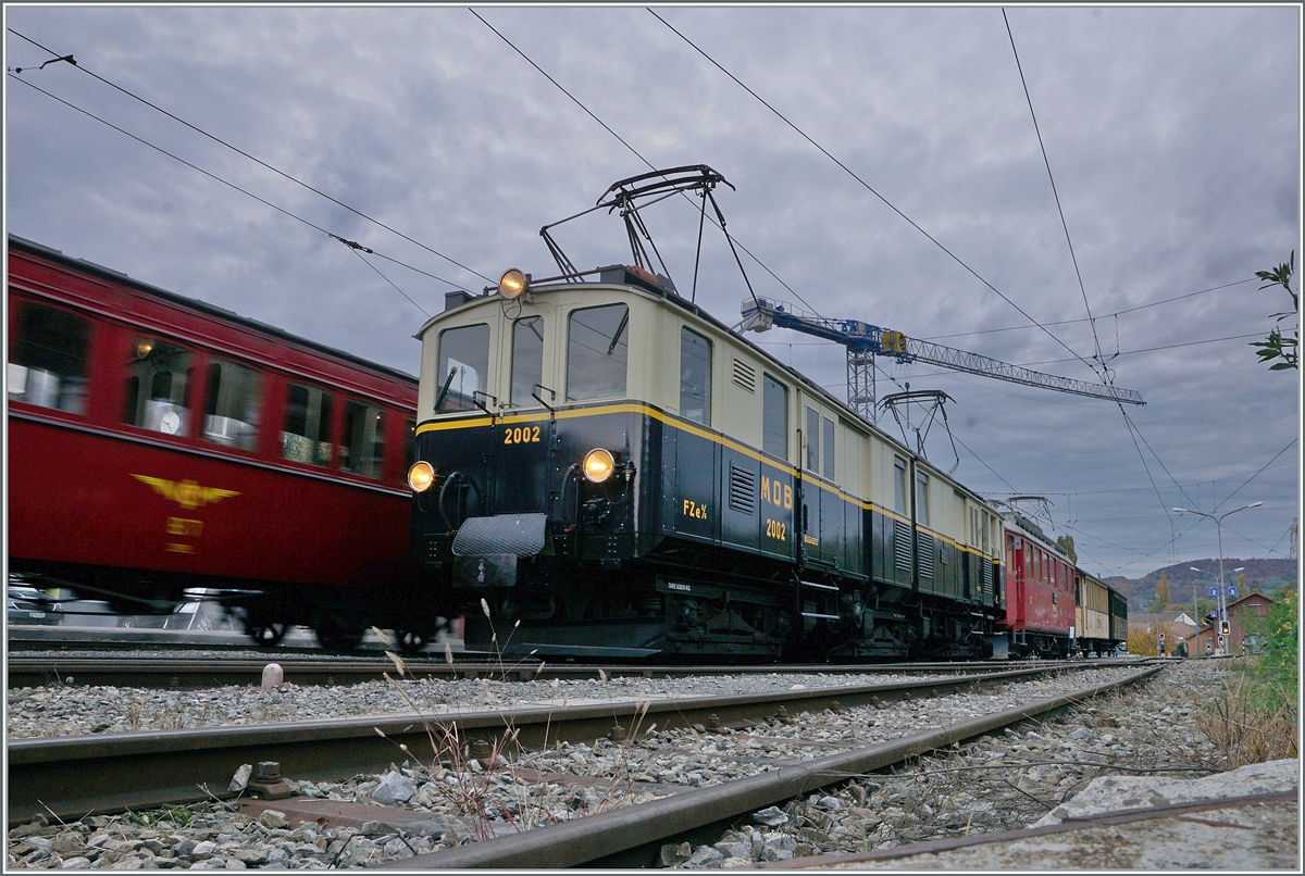 LA DER 2020 du Blonay-Chamby  / Saison Abschluss der Blonay-Chamby Bahn: Mit einem verstärkten Fahrplan und viel Dampf wird vor dem  Winterschlaf  nochmals viel Betrieb gemacht: In Blonay erhält der RIVIERA BELLE EPOQUE EXPRESS von Vevey nach Chaulin vom MOB FZe 6/6 2002 Vorspann. 

25. Okt. 2020 

