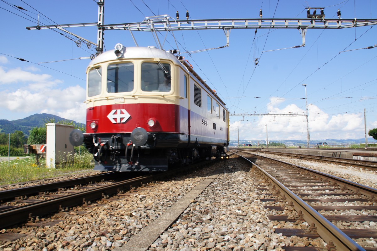 Rangierfahrt in Rapperswil, anlässlich der Sonderfahrt nach Landquart und Chur. TEE  Heidiland 