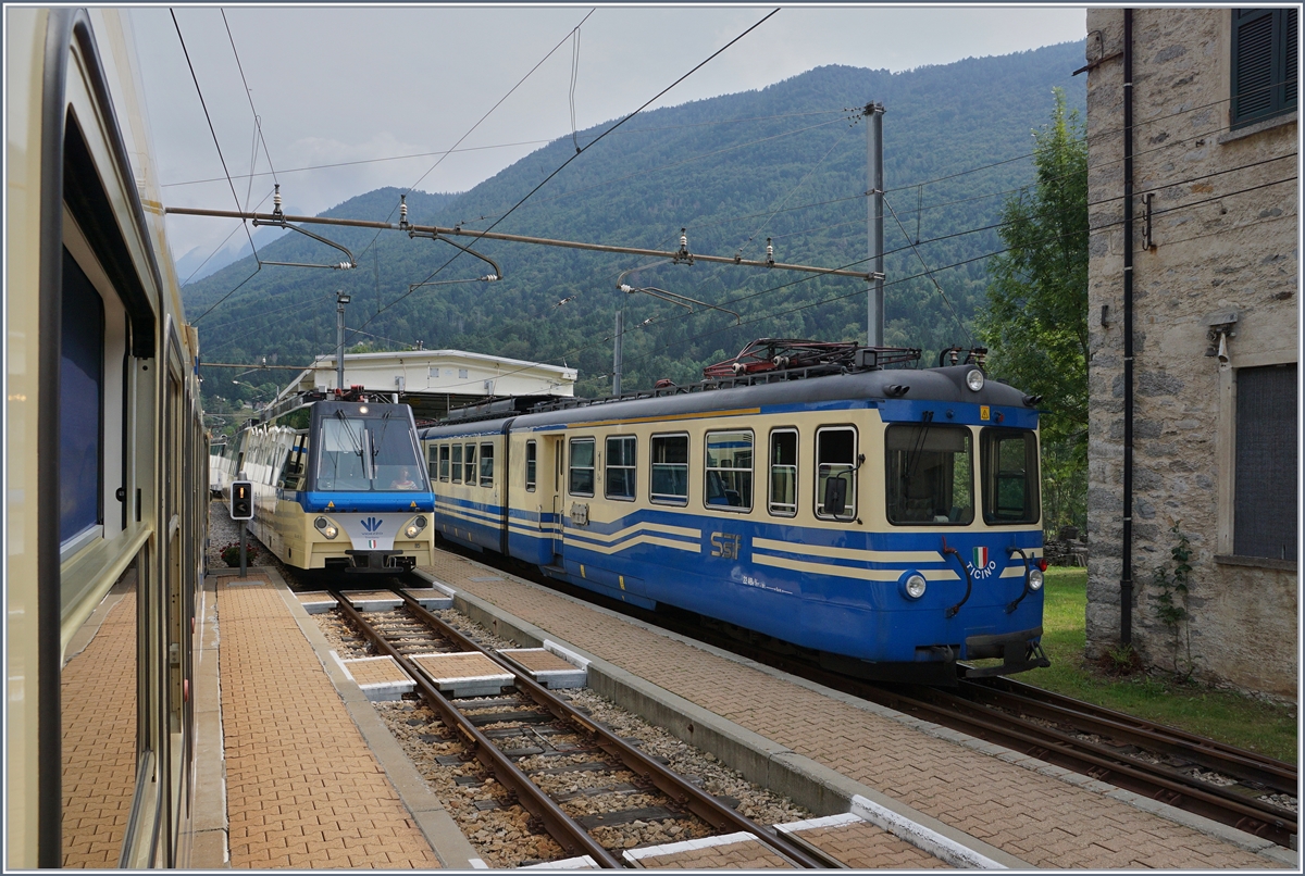 Viel Betrieb in Re, da in Valle Vigezzo und insbesondere in Santa Maria Maggiore das  KaminfegerWochendende  stattfindet, welches nicht nur die Meister dieser Zunft, sondern auch viel Schaulustige anlockt.
4. Sept. 2016