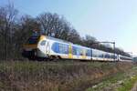 NS 2232 passiert am 18 März 2026 Tilburg Oude Warande als RB nach Arnhem Centraal.