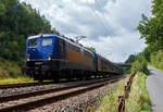 Die 139 287-7 (91 80 6139 287-7 D-BYB) der BayernBahn GmbH fährt am 26.08.2021 mit dem sogenannten  Henkelzug  (Langenfeld/Rhld.