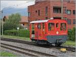 Der von der Brünigbahn beschaffte heutige Tm 106 002 kann seine Ähnlichkeit mit dem normalspurigen Tm der SBB kaum verbergen.