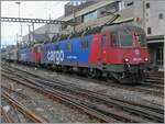 Nur für eine beschränkte Zeit verkehrte der  Sammler  von Lausanne Triage nach RB Limmattal via Brig und Kandersteg mit zwei SBB Re 6/6. Die beiden SBB Re 6/6 (Re 620 010-9)  Spreitenbach  und die SBB Re 6/6 11667 (Re 620 067) erreichen Lausanne. 

4. Juni 2025