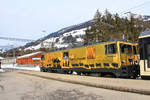 Die goldene MOB Lok 6003 in Lenk.