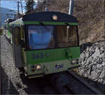 BDeh 4/4 313 bringt den Zug mit Bt 351 und Bt 362 nach Aigle. Ein paar Eindrücke von der Strecke. 

In Rennaz wird der Gegenzug mit BDeh 4/4 311 und Bt 363 (im Bild) gekreuzt. Der Wagen wurde 1993 von der SIG geliefert. Leysin Feydey, Januar 2026.