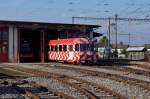 ASm: Reservependelzug mit Be 4/4 14 (ehemals FW) beim Verlassen der Werkstätte Langenthal am 20, Oktober 2015.